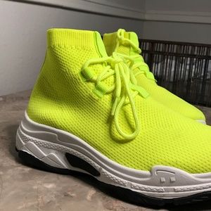 Out of Tries Sneakers (lime)